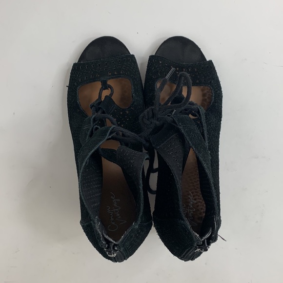 Crown Vintage Leather Heeled Sandals 8.5 Open Toe Perforated Lace and zip up - Picture 6 of 13